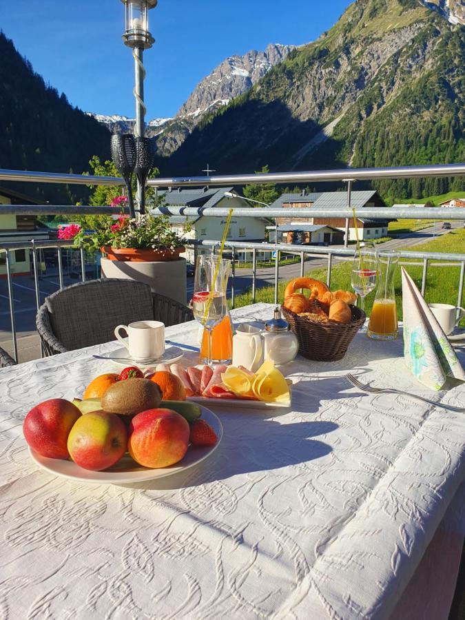 Hotel Steinbock Mittelberg Exterior photo